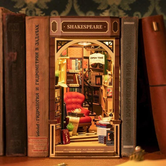 Shakespeare Library DIY Book Nook Kit Retro Bookstore Book Nook