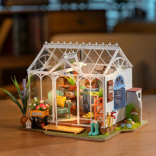 DIY Greenhouse Miniature Dollhouse Kit Panoramic Garden House Miniature With Flower Chandelier