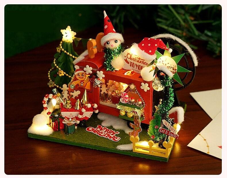 Christmas Dollhouse Santa Safari DIY Dollhouse Kit with Gift Box Miniature Kit Adult Craft Best Christmas Gift Birthday Gift for Children