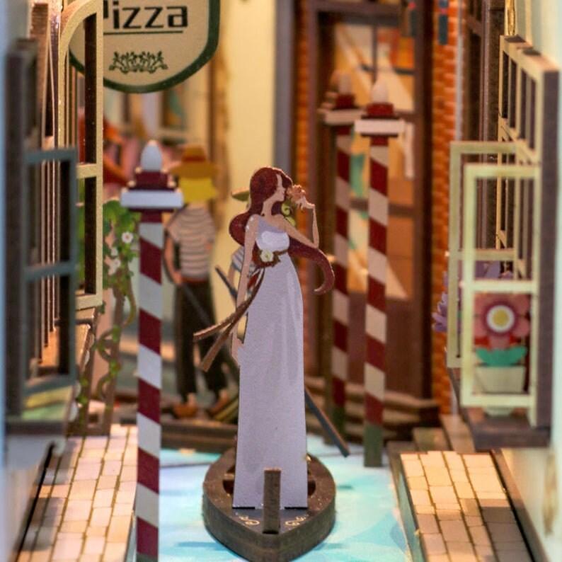 Travel in Venice Book Nook - DIY Doll House - Book Shelf Insert - Book Scenery - Bookcase with Light Model Building Kit