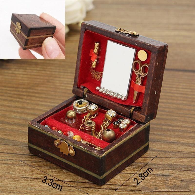 1:12 Scale - Miniature Sewing Tool Box - Dollhouse Sewing Kit With Accessories - Miniature Jewellery Box - Dollhouse Jewelry Box - Mini Box