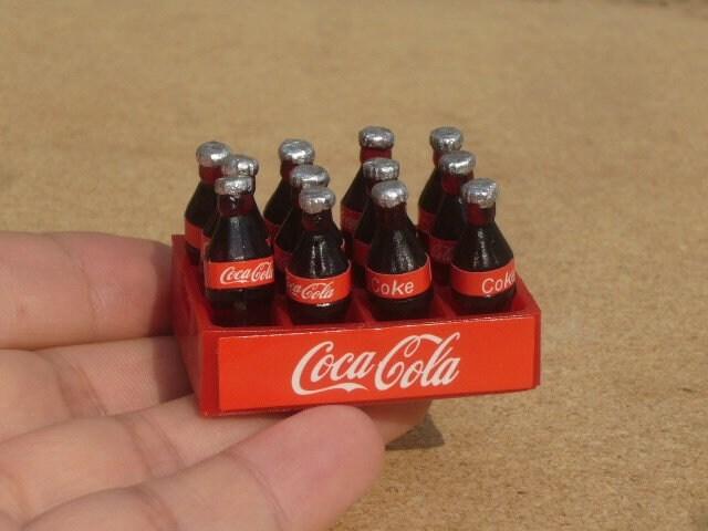 1:12 Scale - Miniature CocaCola Bottles With Tray - Dollhouse Coldrinks Bottles - Set Of 12 Miniature Bottles With Tray - Dollhouse Decors - Rajbharti Crafts