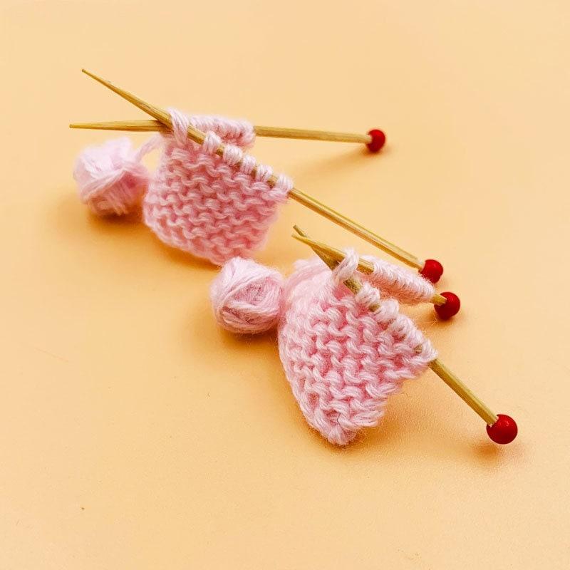1:12 Scale - Miniature Knitting Needles - Dollhouse Knitting Scene Accessories - Combo Of 2 Sets Miniature Wool Ball - Miniature Accessories