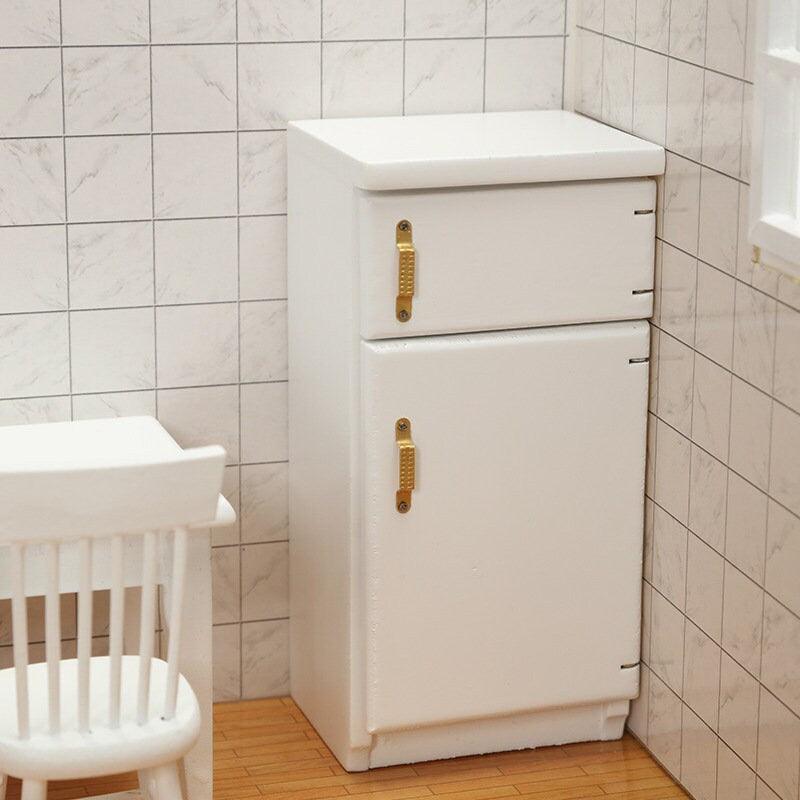 1:12 Scale Miniature Fridge - Miniature Refrigerator - Real Mini Kitchen Scene - Miniature Freezer - Dollhouse Refrigerator - Mini Freezer - Rajbharti Crafts