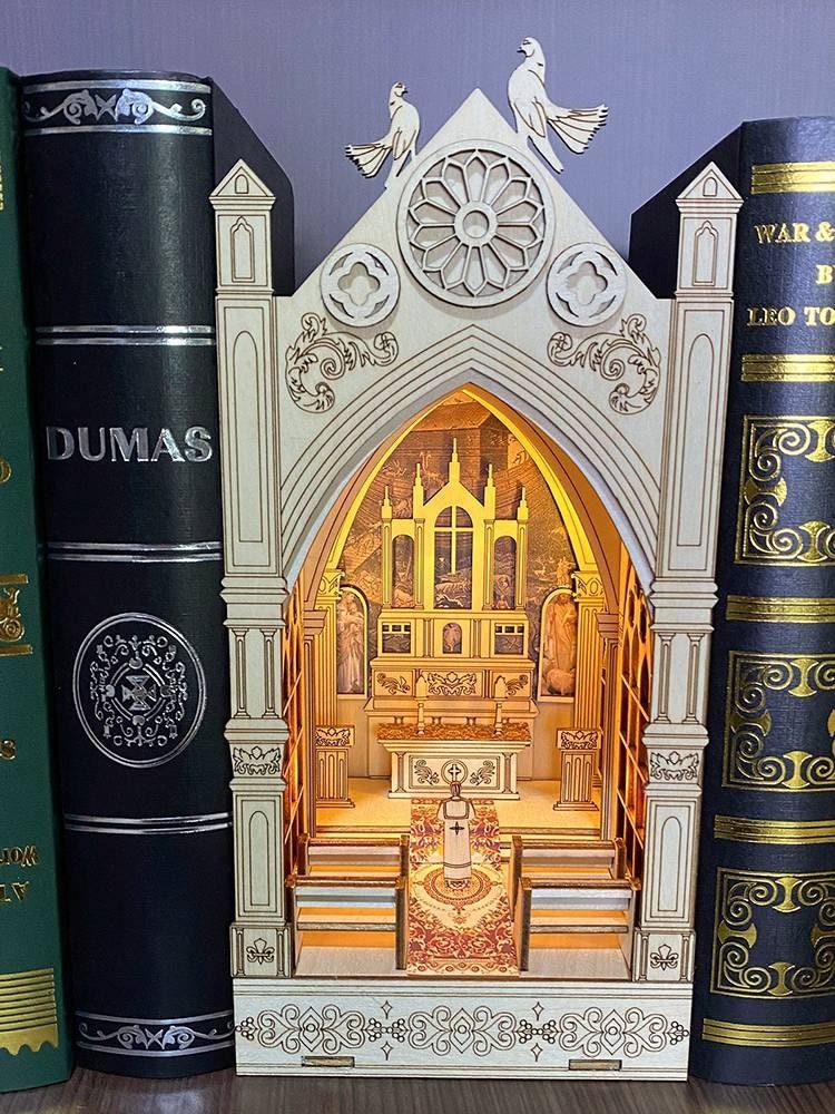 Notre Dame Cathedral Book Nook Insert détagère à livres Bibliothèque avec  kit de construction de modèles légers -  France