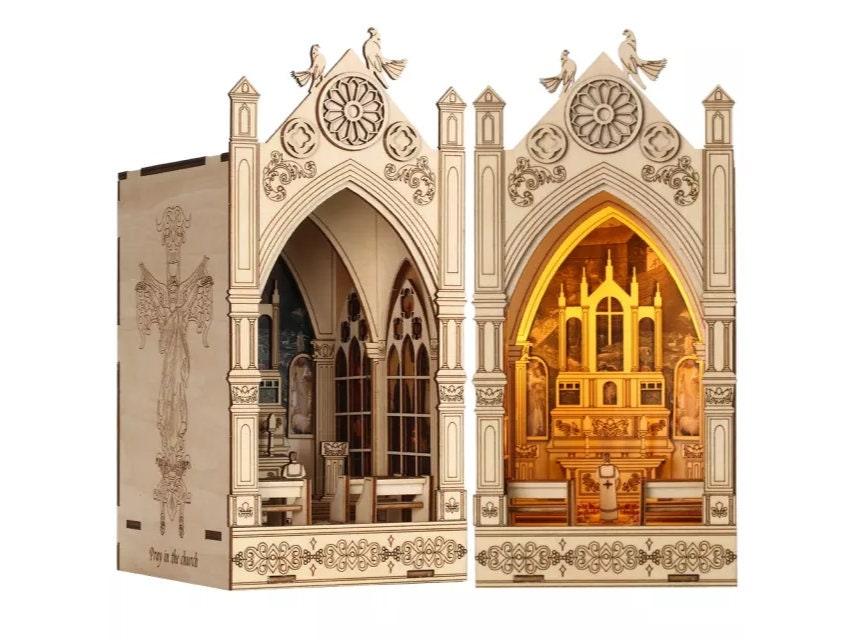 DIY Book Nook - Cathdrale Notre-Dame de Paris - Notre Dame Cathedral Book Nooks - Book Shelf Insert - Book Scenery- DIY Church Dioramas Kit
