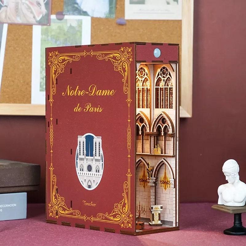 Notre-Dame de Paris Book Nook - DIY Book Nook Kits Cathedral Book Shelf Insert Book Scenery Bookends Bookcase with Light Model Building Kit