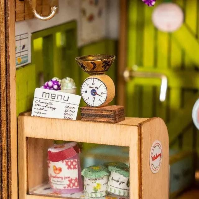 Sweet Jam Shop Miniature Dollhouse Fruit Juice Centre DIY Dollhouse Kits Fruits Shop Miniature Easy To Assemble Dollhouse For Kids & Adults